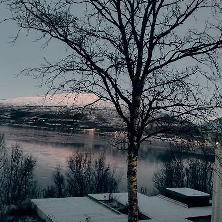 Hakoyveien 151, Tromso Hotel ภายนอก รูปภาพ