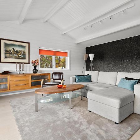 Hakoyveien 151, Tromso Hotel ภายนอก รูปภาพ