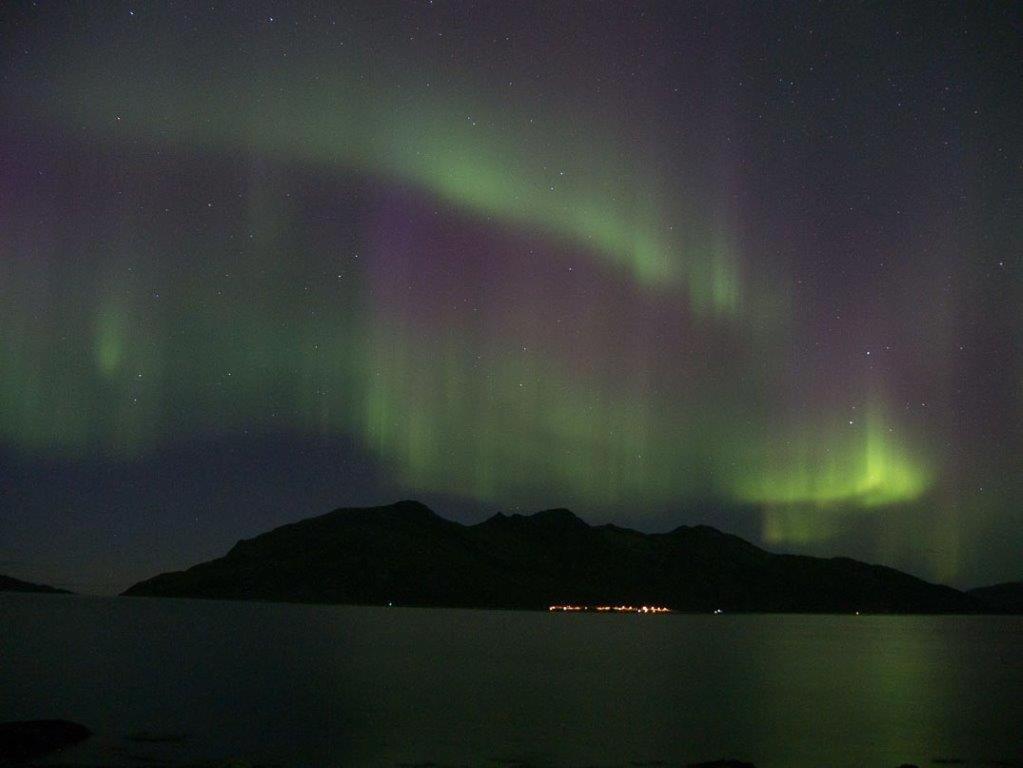 Hakoyveien 151, Tromso Hotel ภายนอก รูปภาพ