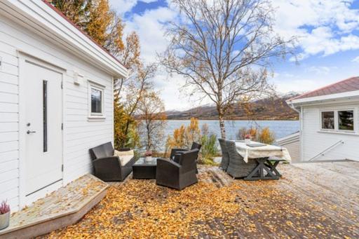 Hakoyveien 151, Tromso Hotel ภายนอก รูปภาพ
