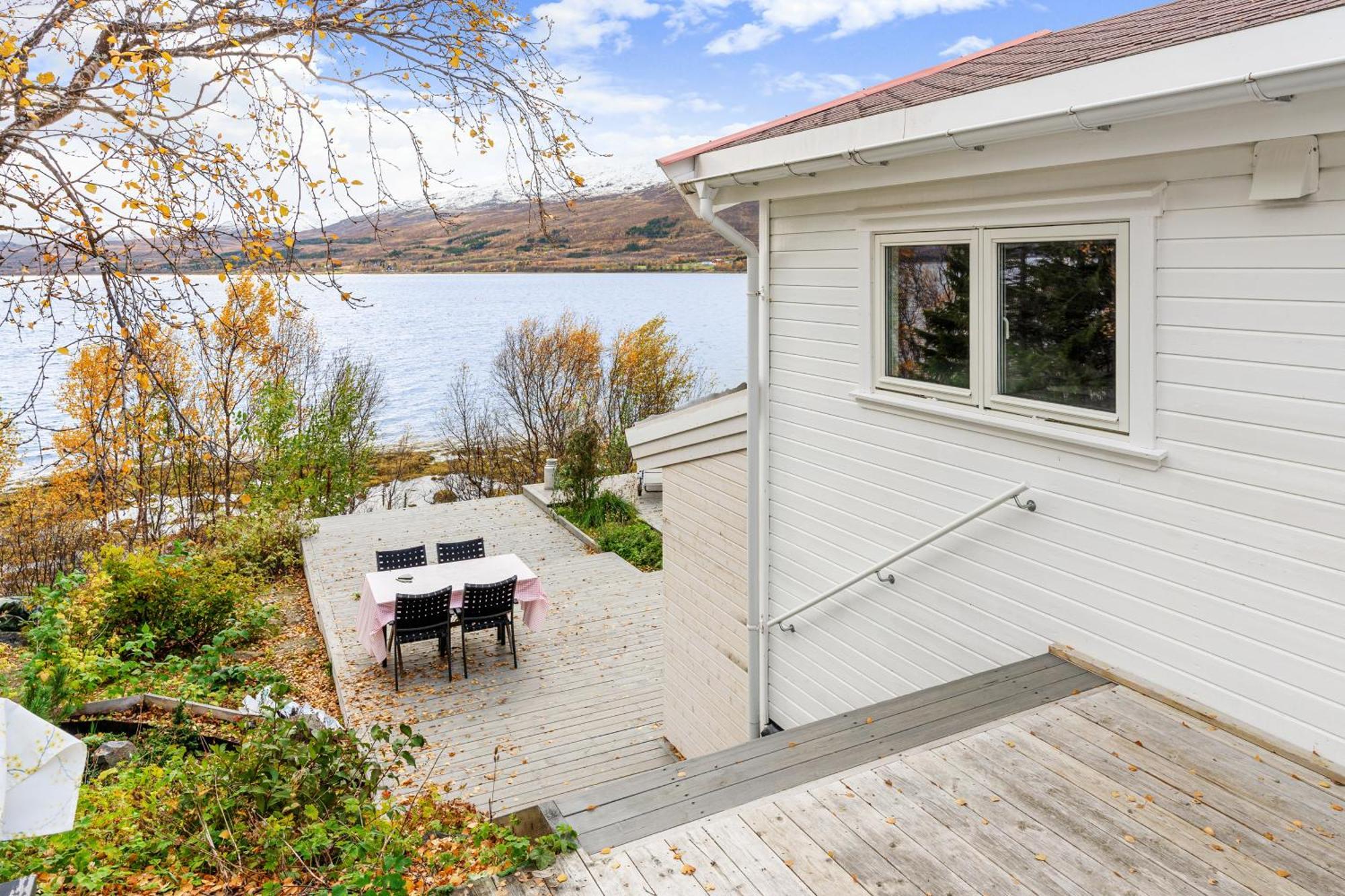 Hakoyveien 151, Tromso Hotel ภายนอก รูปภาพ